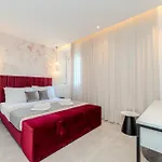 Kolovare Luxury Apartament *
