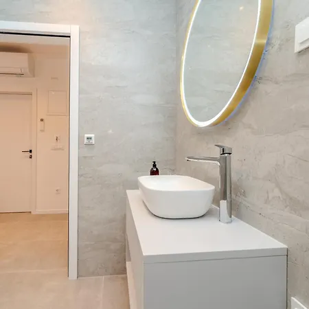 דירה Kolovare Luxury *
