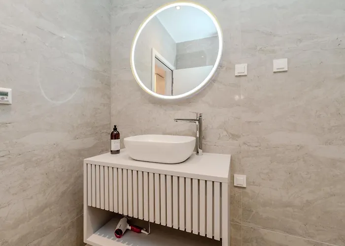 公寓 Kolovare Luxury 扎达尔